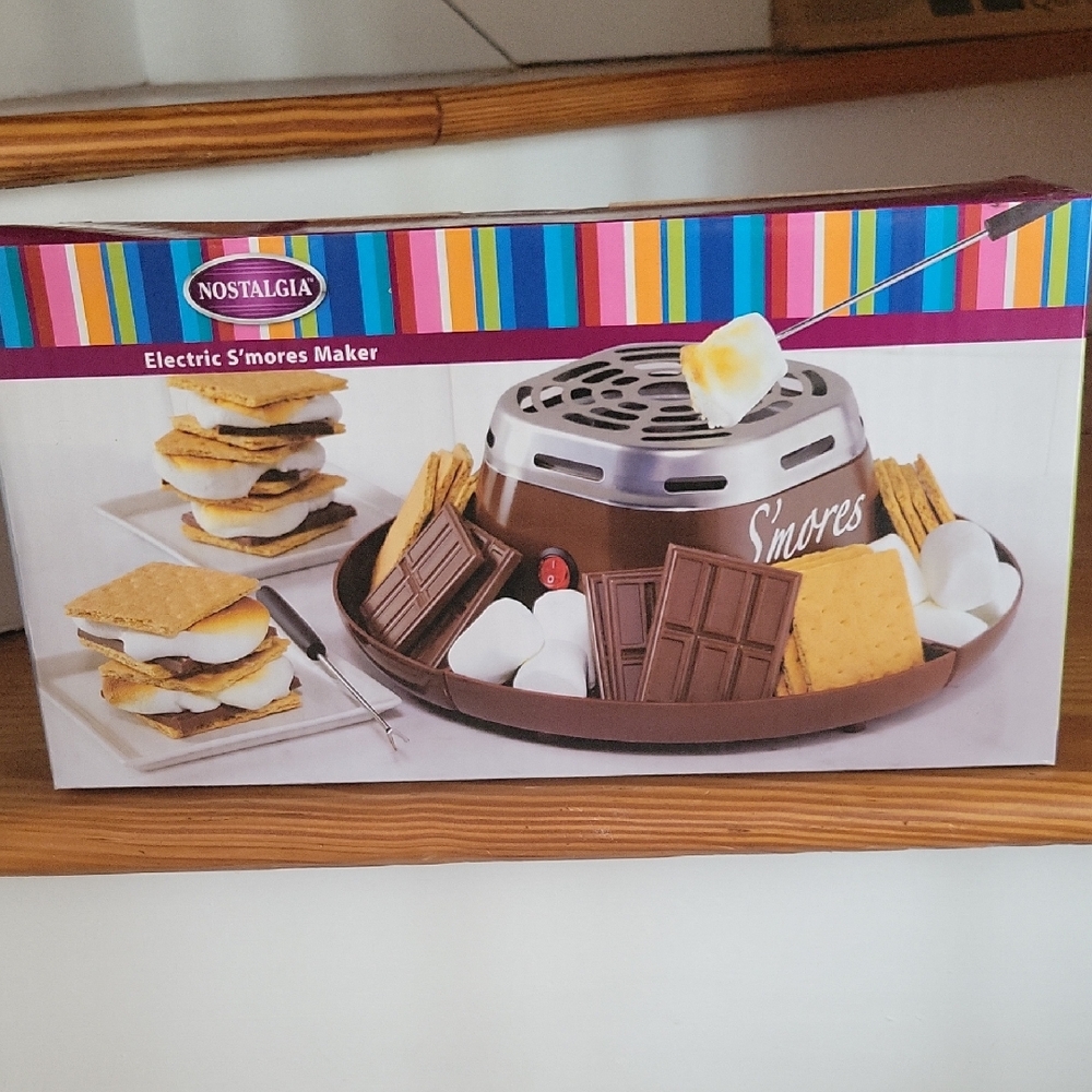 Nostalgia Electric S'mores Maker - Brown NEW